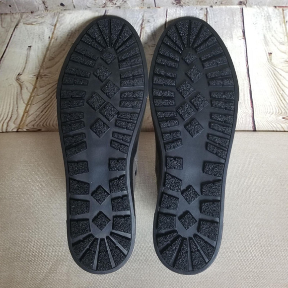 Kenneth Cole Lace-Up Designer Shoes - Picture 7 of 7